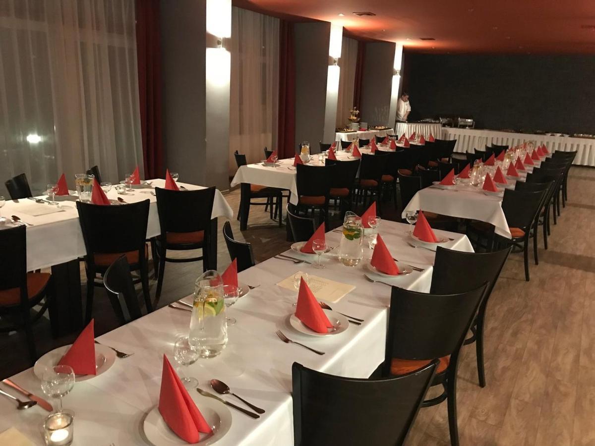 Hotel Panorama Τέπλιτσε Εξωτερικό φωτογραφία